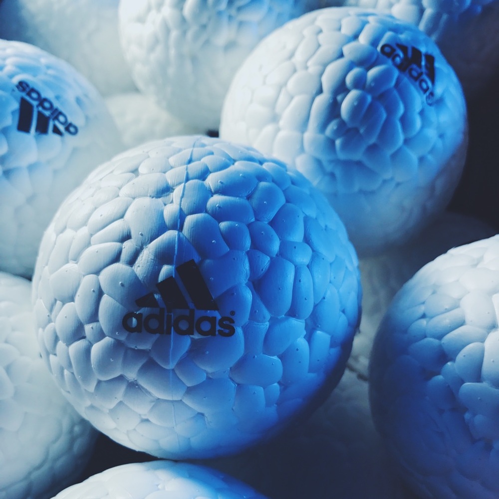 Adidas : boost ball (Brand New)